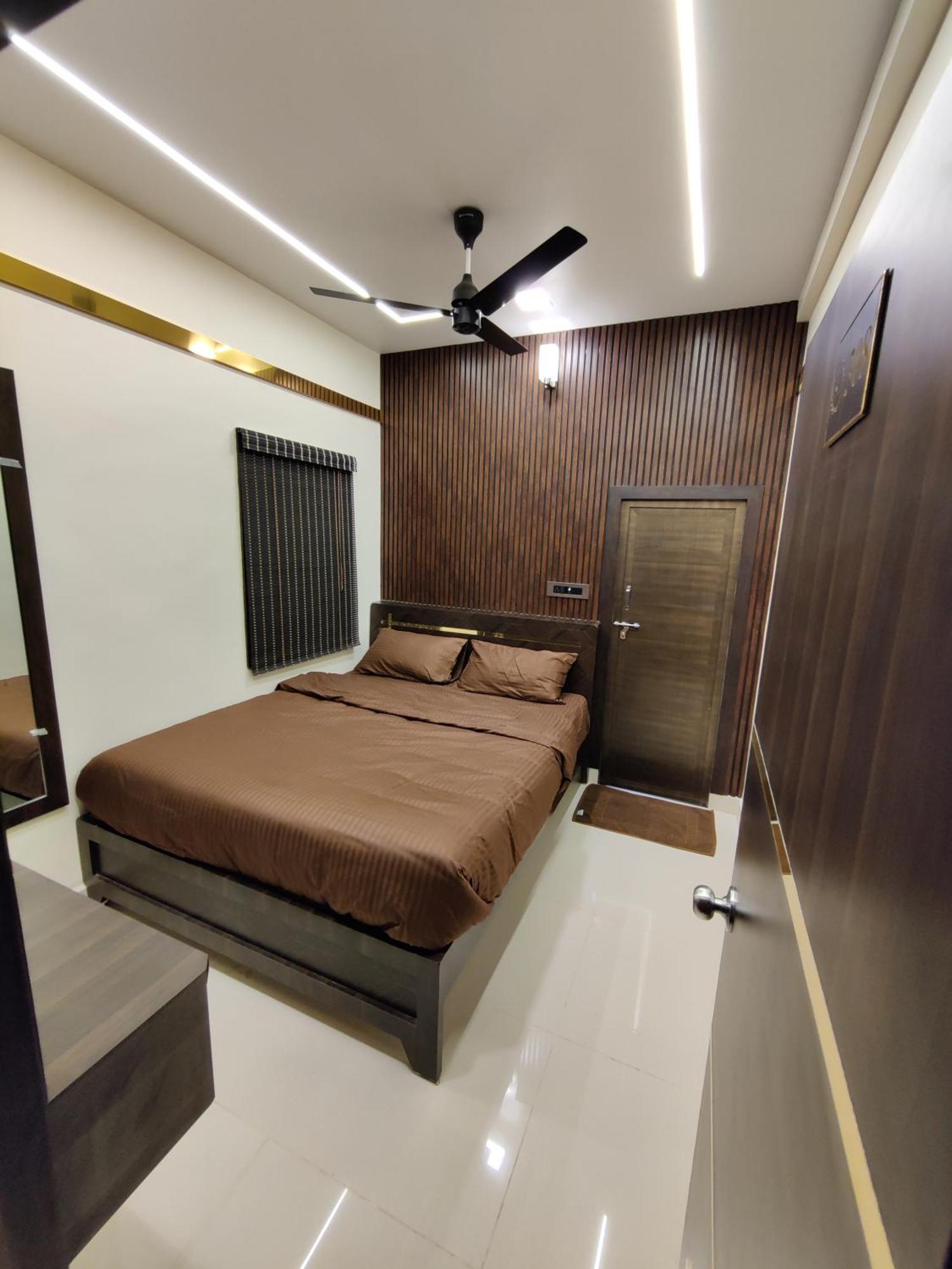 Sundar Lodge Tiruppatur ภายนอก รูปภาพ